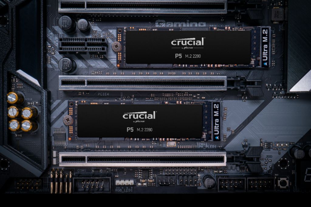 Crucial P5 500 GB PCIe M.2 2280SS SSD- view 2