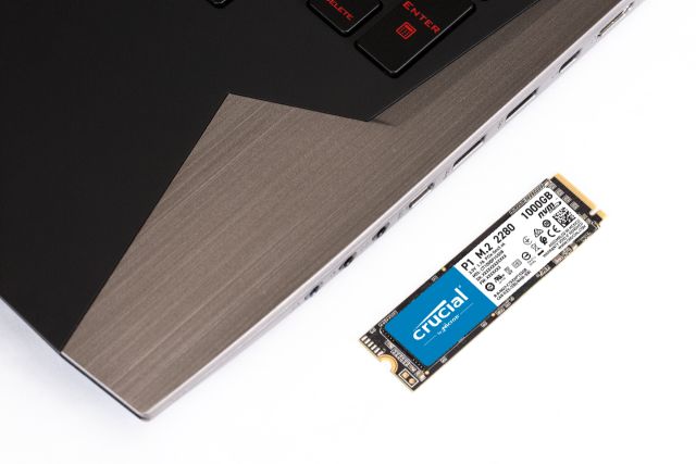 SSD Crucial P1 500 Go M.2 NVMe PCIe NAND 3D- view 6