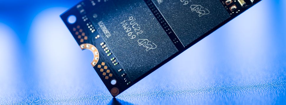 Crucial P5 Plus SSD without label